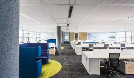 青島影像傳媒公司辦公室裝修設計創意圖