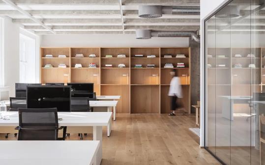 青島網店代運營公司北歐極簡辦公室裝修設計圖片欣賞